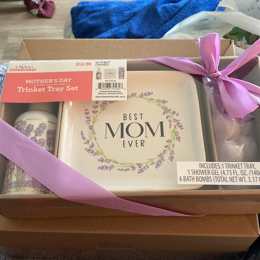 Trinket Tray Set for mom - Picture 5 of 5
